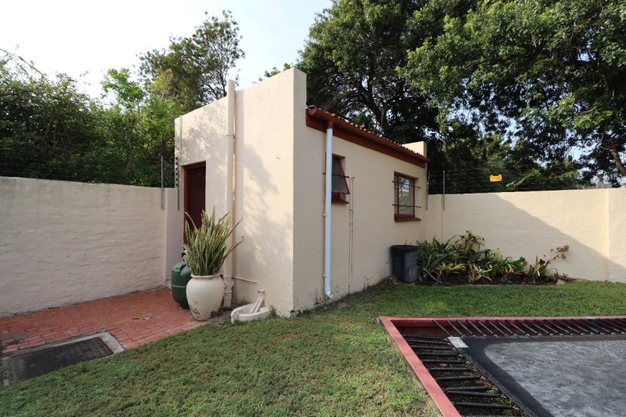 4 Bedroom Property for Sale in Summerstrand Eastern Cape